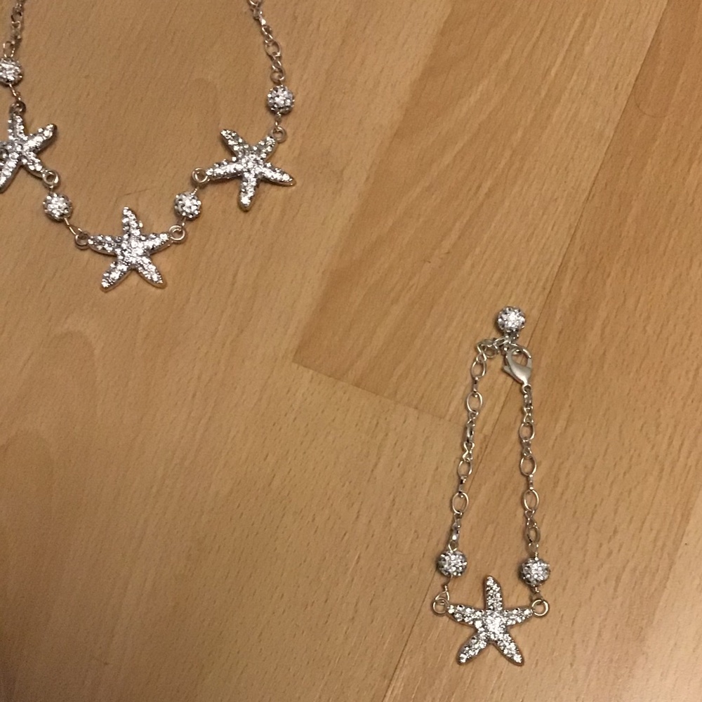 Stunning Starfish Necklace and Bracelet Set 🎁🏝 - Picture 4 of 6